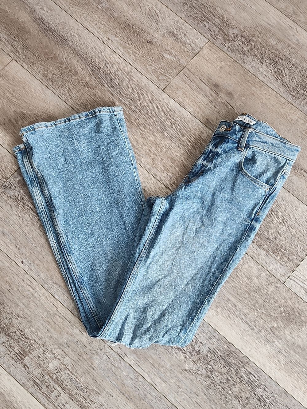 Zara Faded Blue Denim Jeans with Contrast Stitching Flare